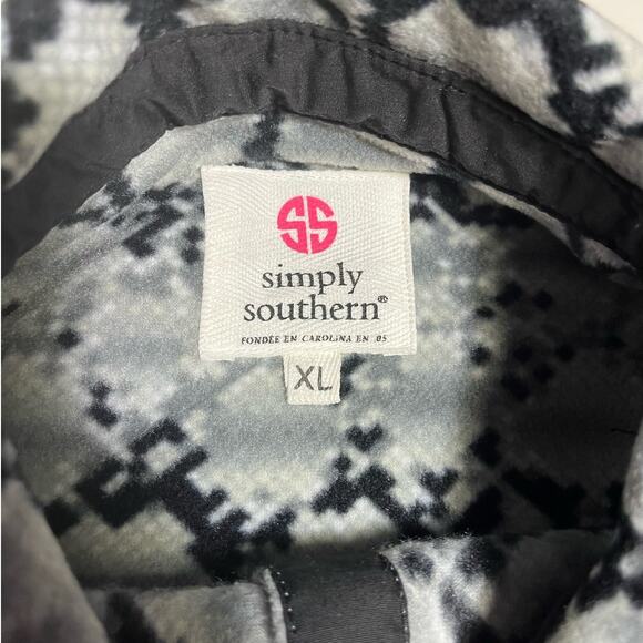Simply‎ Southern XL Fleece Jacket Shacket Black Gray Snake Skin Button Shirt EUC - Picture 5 of 8